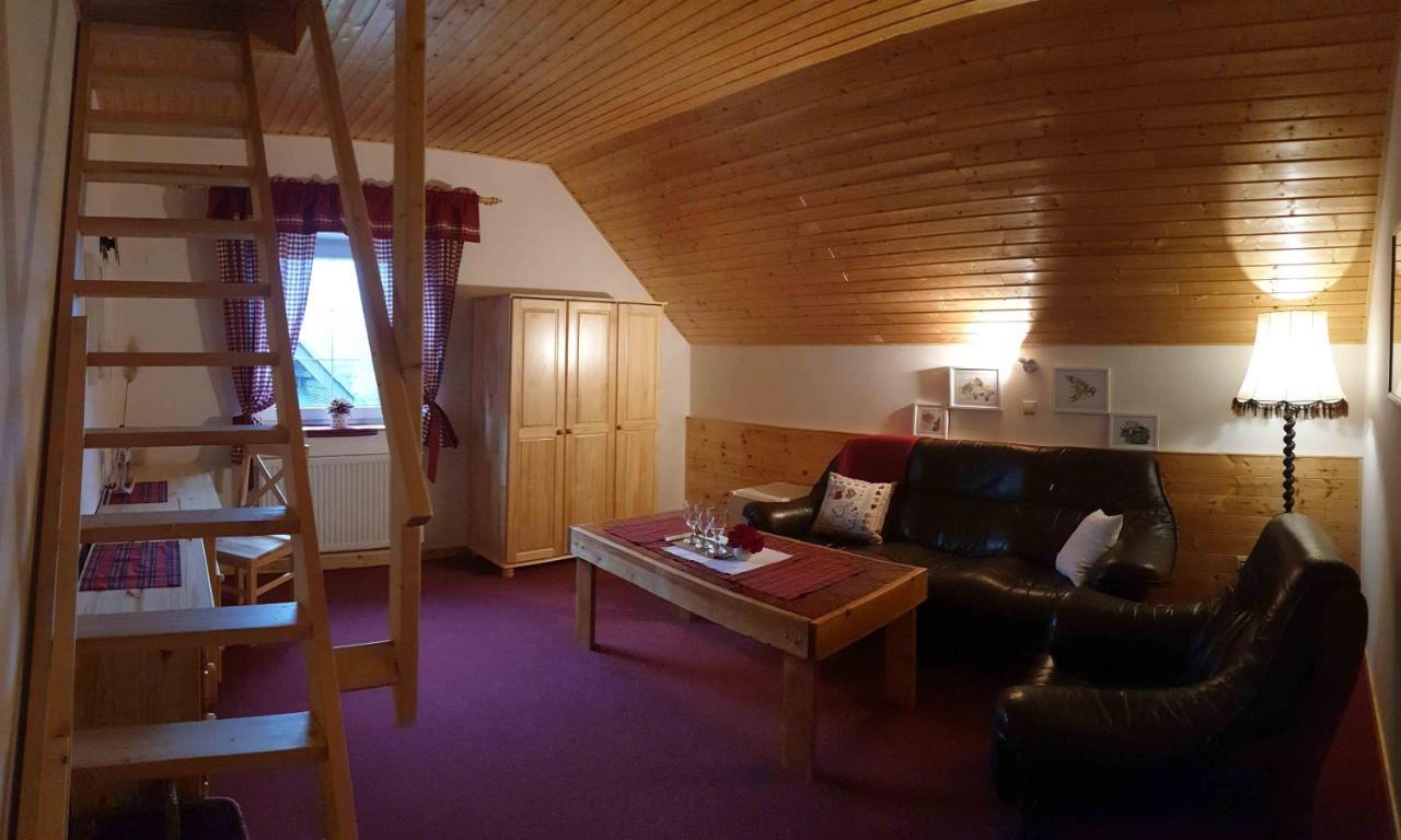 Hotel U Dvou Studni Loučná nad Desnou Zewnętrze zdjęcie